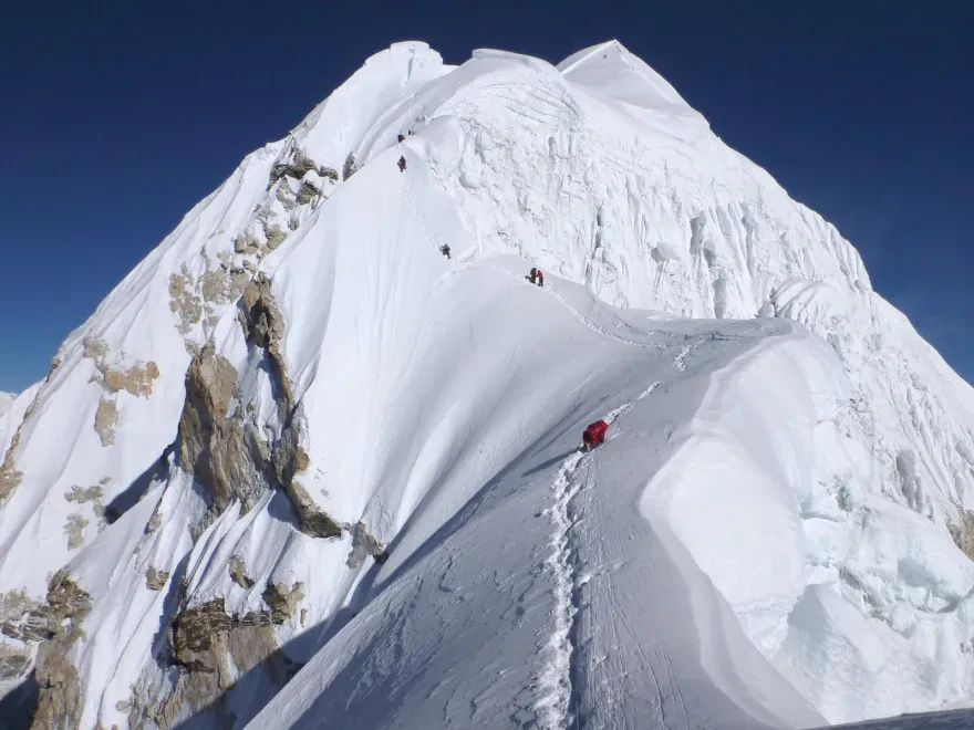 Baruntse Expedition with Mera Peak Climbing