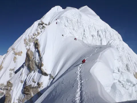 Baruntse Expedition with Mera Peak Climbing