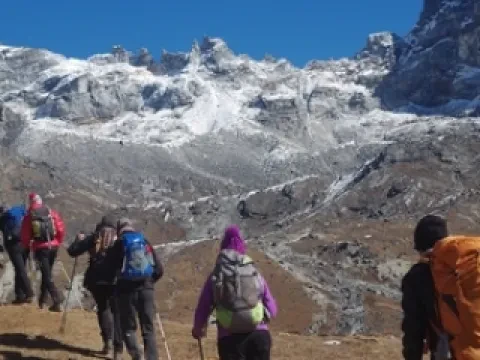 Trekking Gokyo Valley