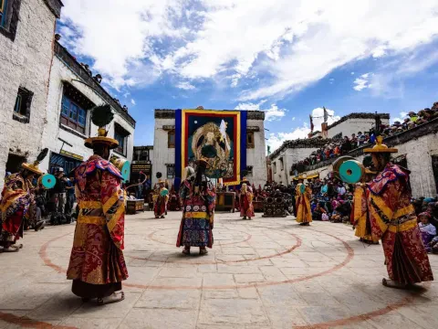 Mustang Tiji Festival Trek