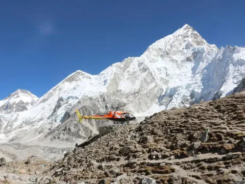 Everest Helicotper Flight and Breakfast at Everest View Hotel