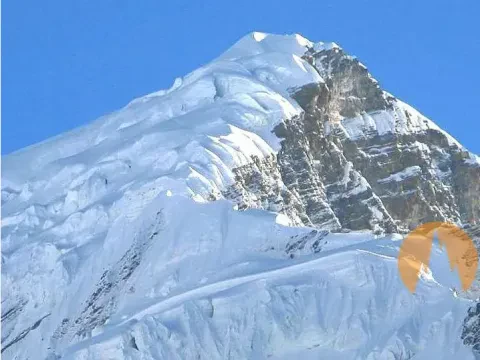 Comparing Chulu Far East Peak Climbing vs Chulu West Peak Climbing