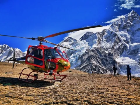 Helicopter at Kala Patthar