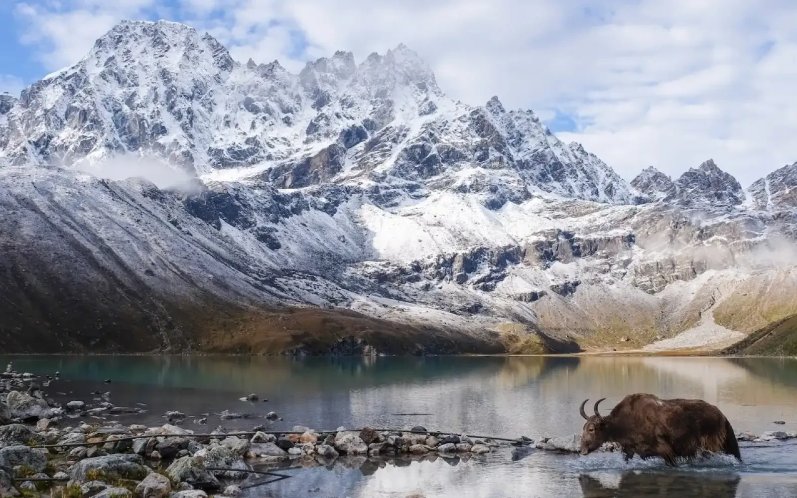 Solo Trekking in Nepal 2026: Best Routes for Independent Travelers