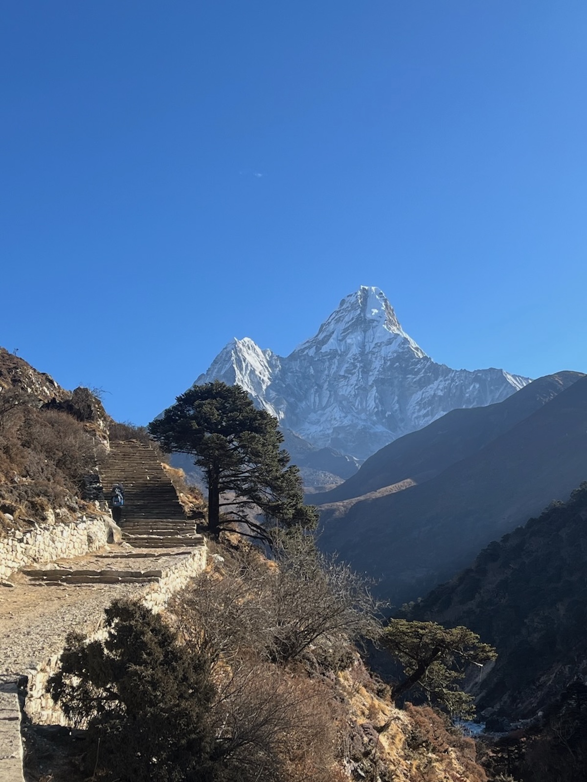 Ama Dablam view, before Pangboche Khumbu Region