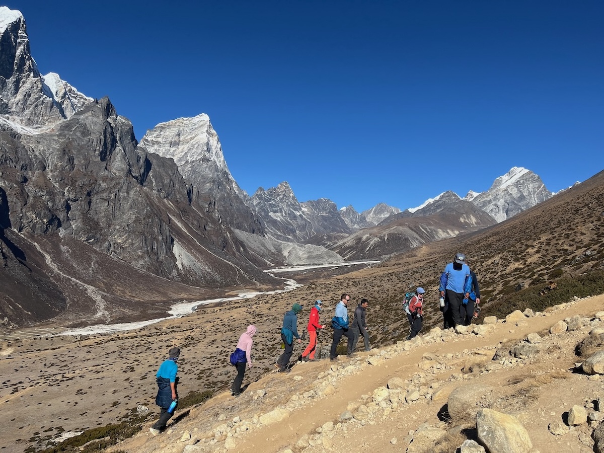 Hiking to Nagarjun Ri, on the top of Dingboche