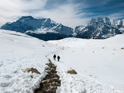 Chulu Far East Peak Climbing